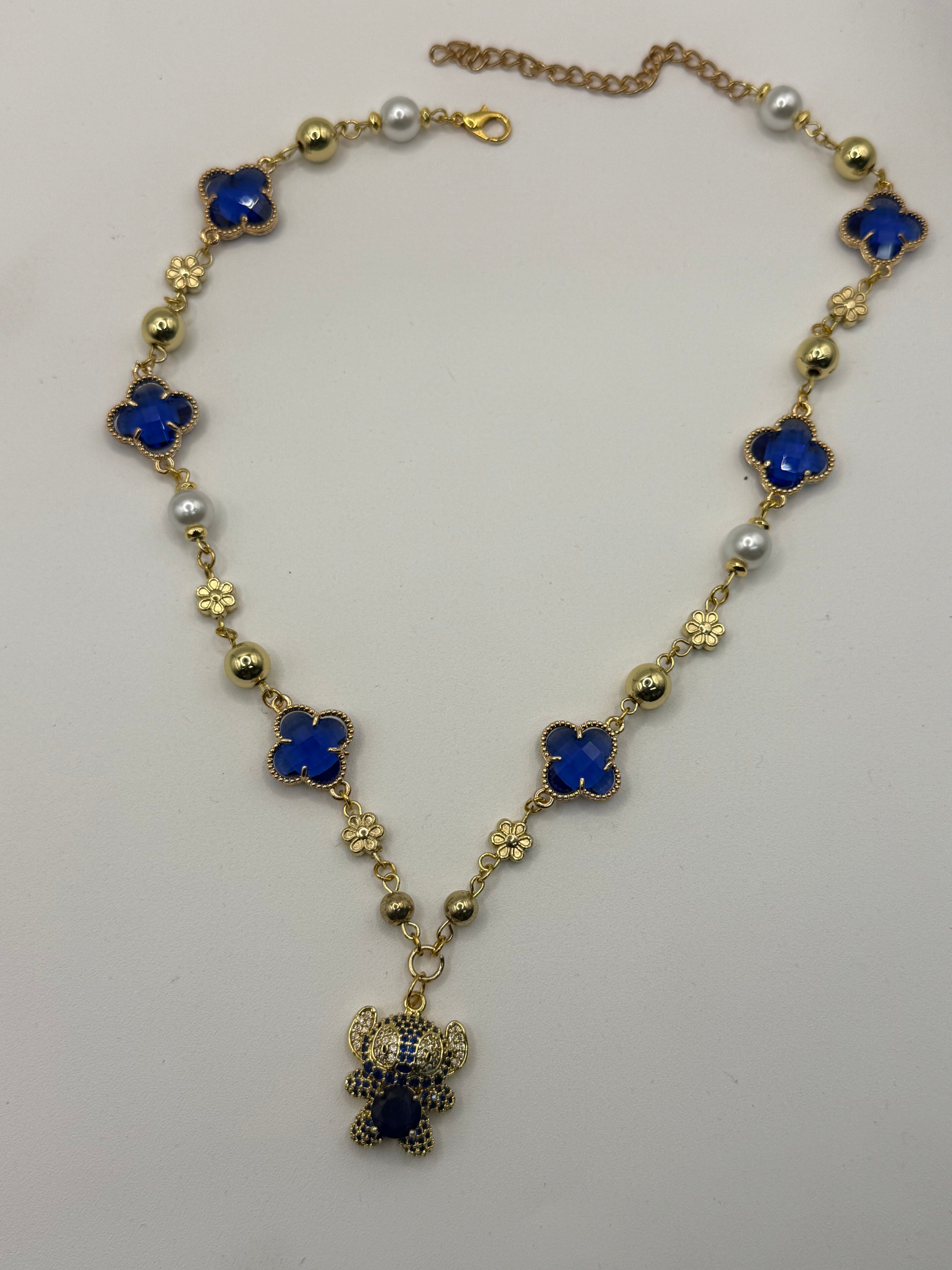 The Clovers & Stitch Link Necklace