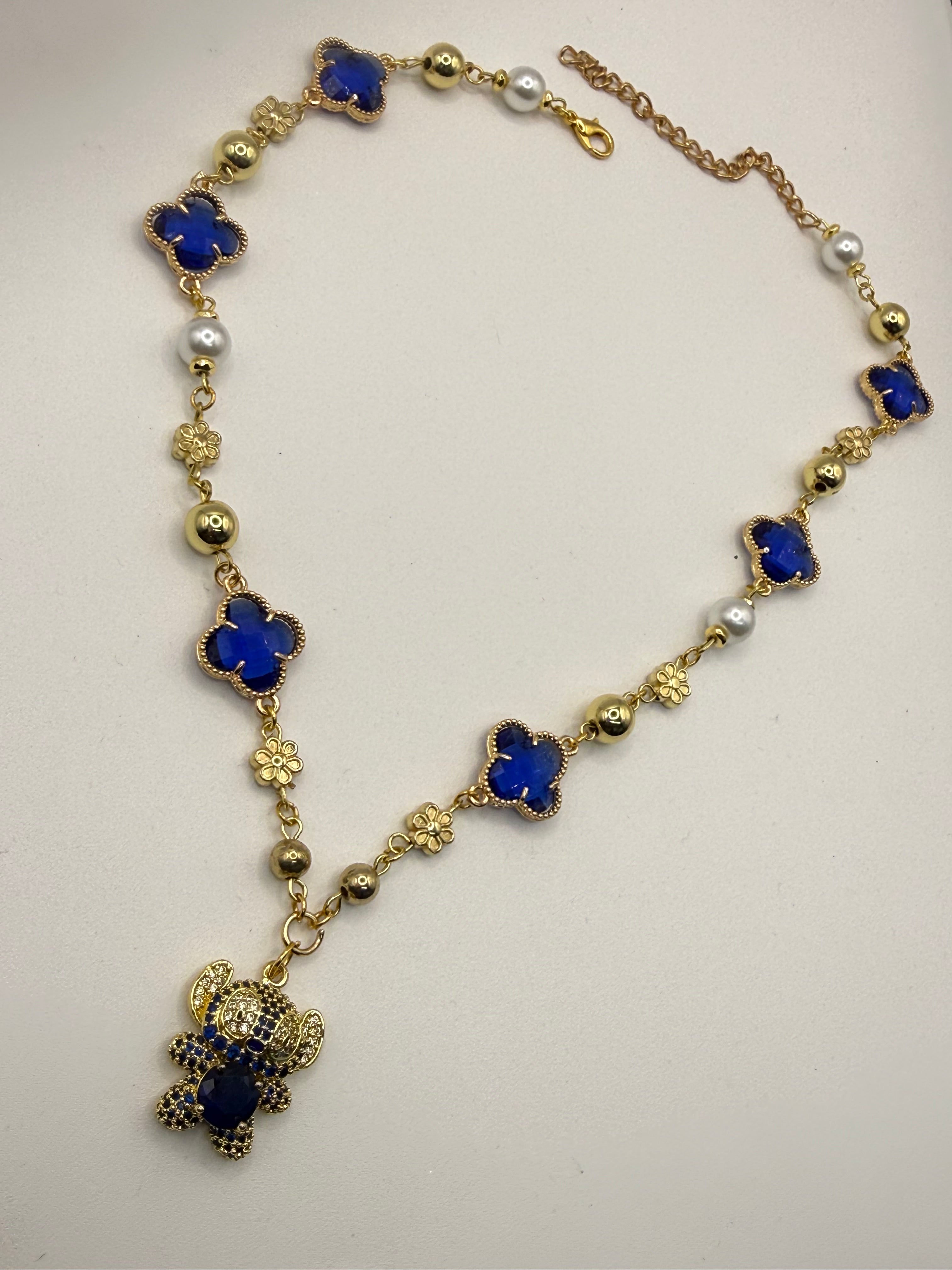 The Clovers & Stitch Link Necklace