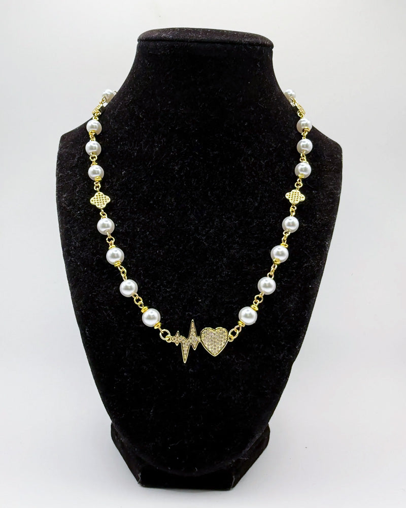 Golden HeartBeat Link Necklace